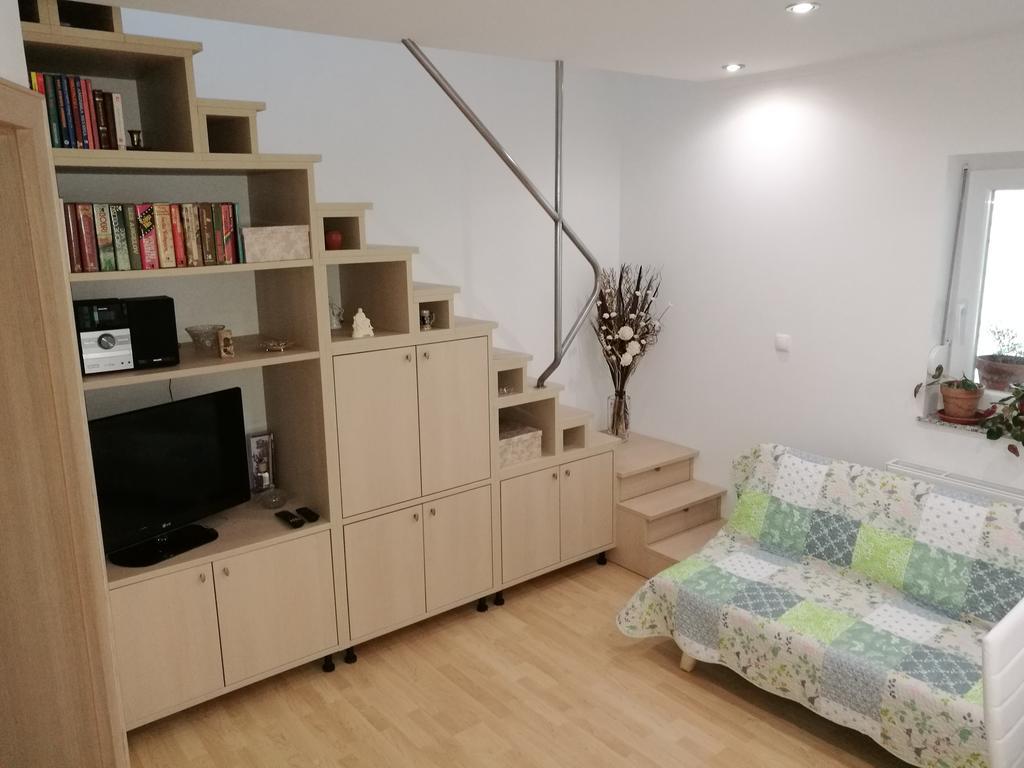 Holiday Home Neokrnjena Narava Sevnica Dış mekan fotoğraf